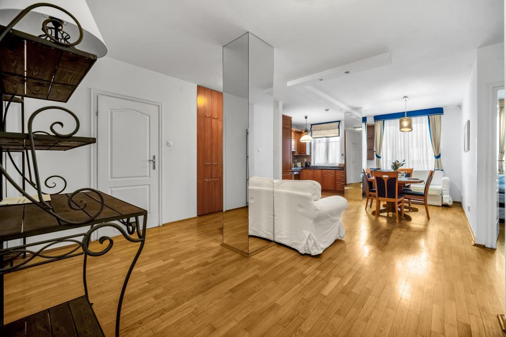 Wola - 100m2, Balcony - By Rentujemy Apartment Warsaw