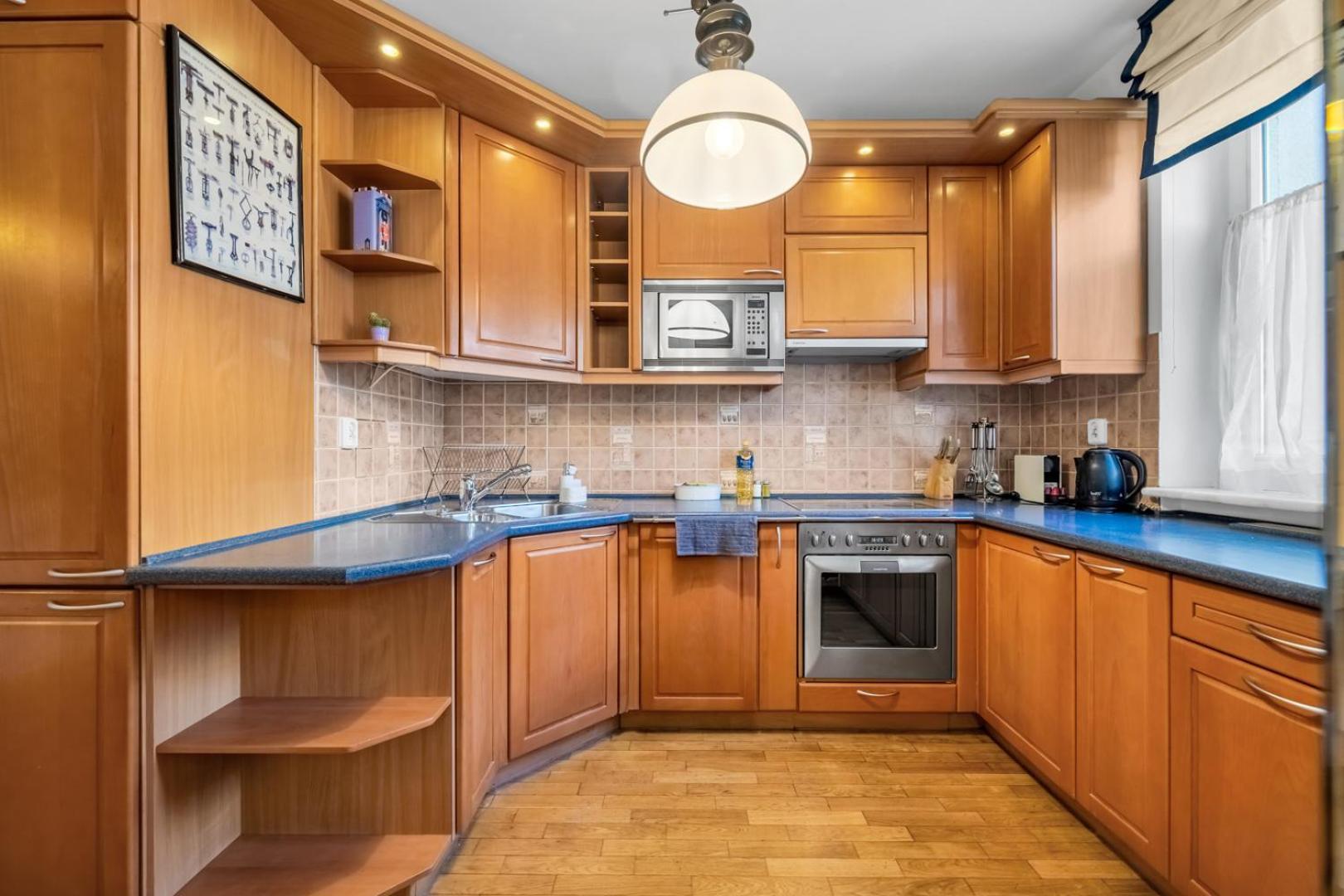 Wola - 100m2, Balcony - By Rentujemy Apartment *
