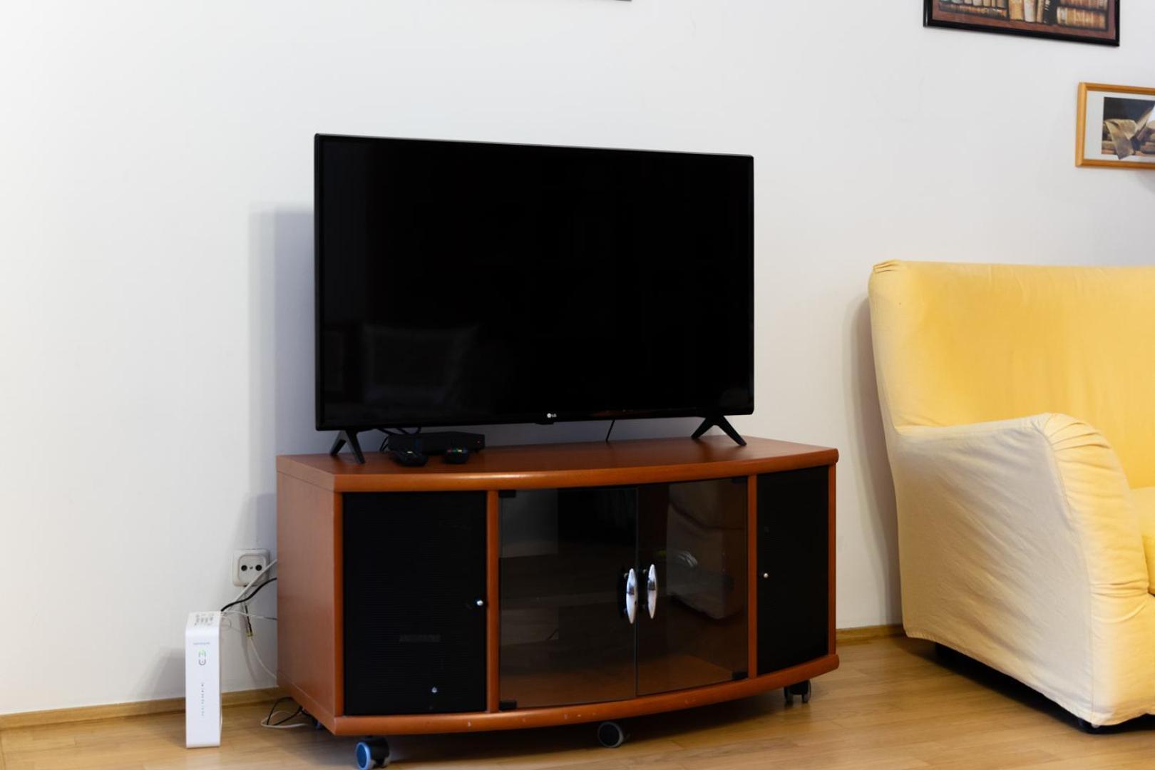 Wola - 100m2, Balcony - By Rentujemy Apartment *